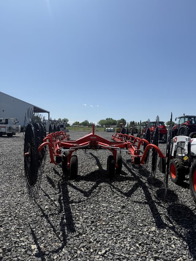 Image of Kuhn SR314 equipment image 2