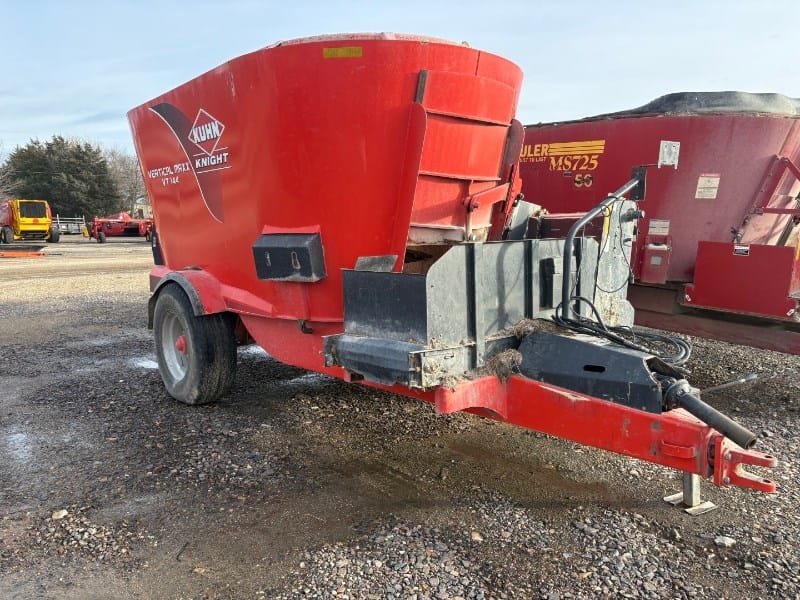 2015 Kuhn VT144 Equipment Image0