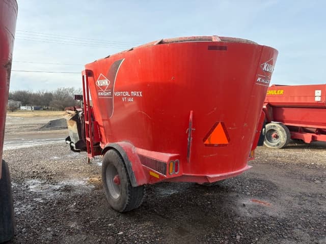 Image of Kuhn VT144 equipment image 3