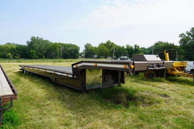 Image of Landoll 440B equipment image 2