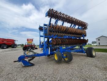 2015 Landoll 7831 Equipment Image0