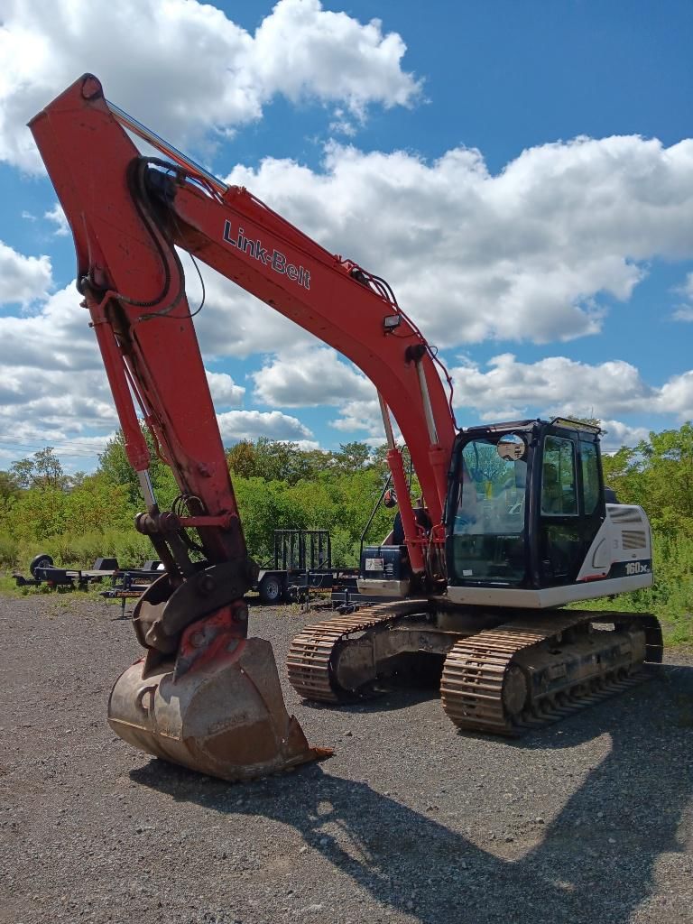 2015 Link-Belt 160X-3 Equipment Image0