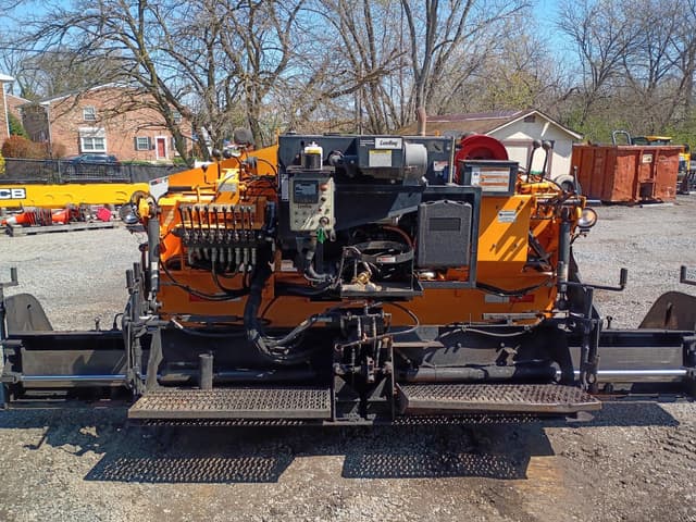 Image of LeeBoy 1000G equipment image 4