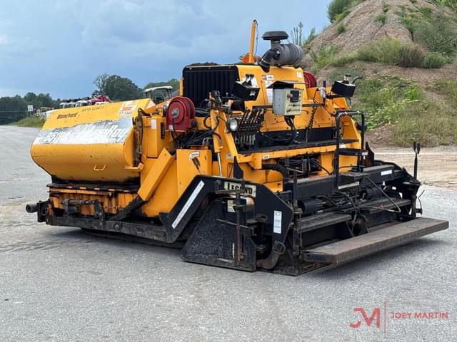 Image of LeeBoy 8510C equipment image 2