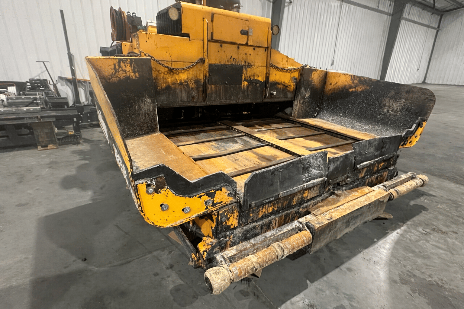 2015 LeeBoy 8515C Equipment Image0