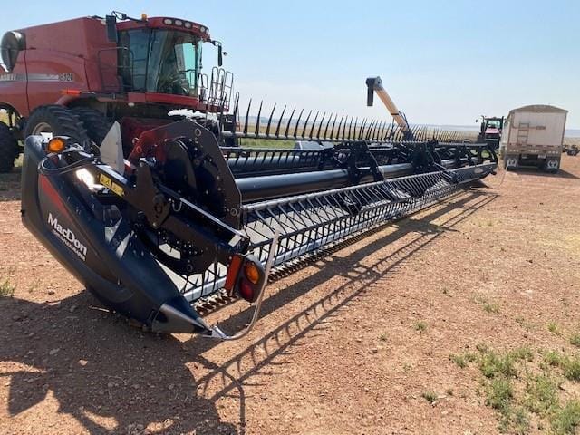 Main image MacDon FD75D