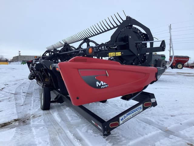 Image of MacDon FD75 equipment image 1