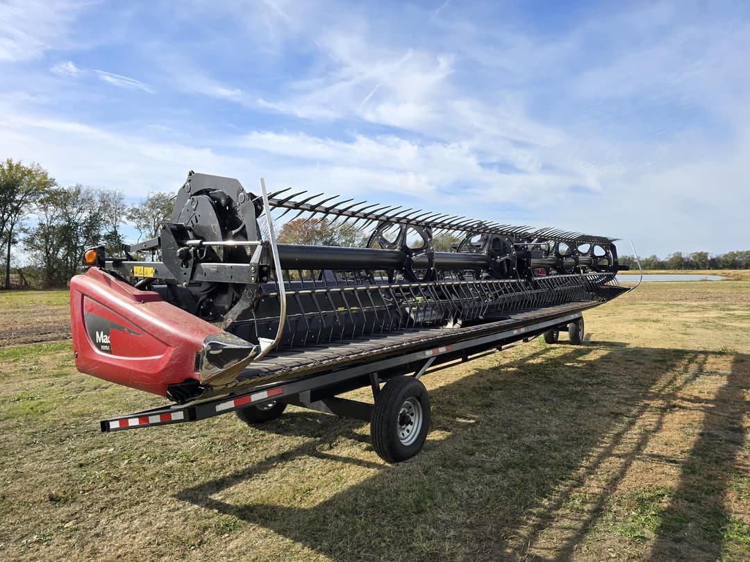 Image of MacDon FD75S Primary image