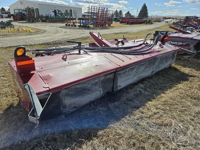Image of MacDon R85 equipment image 1