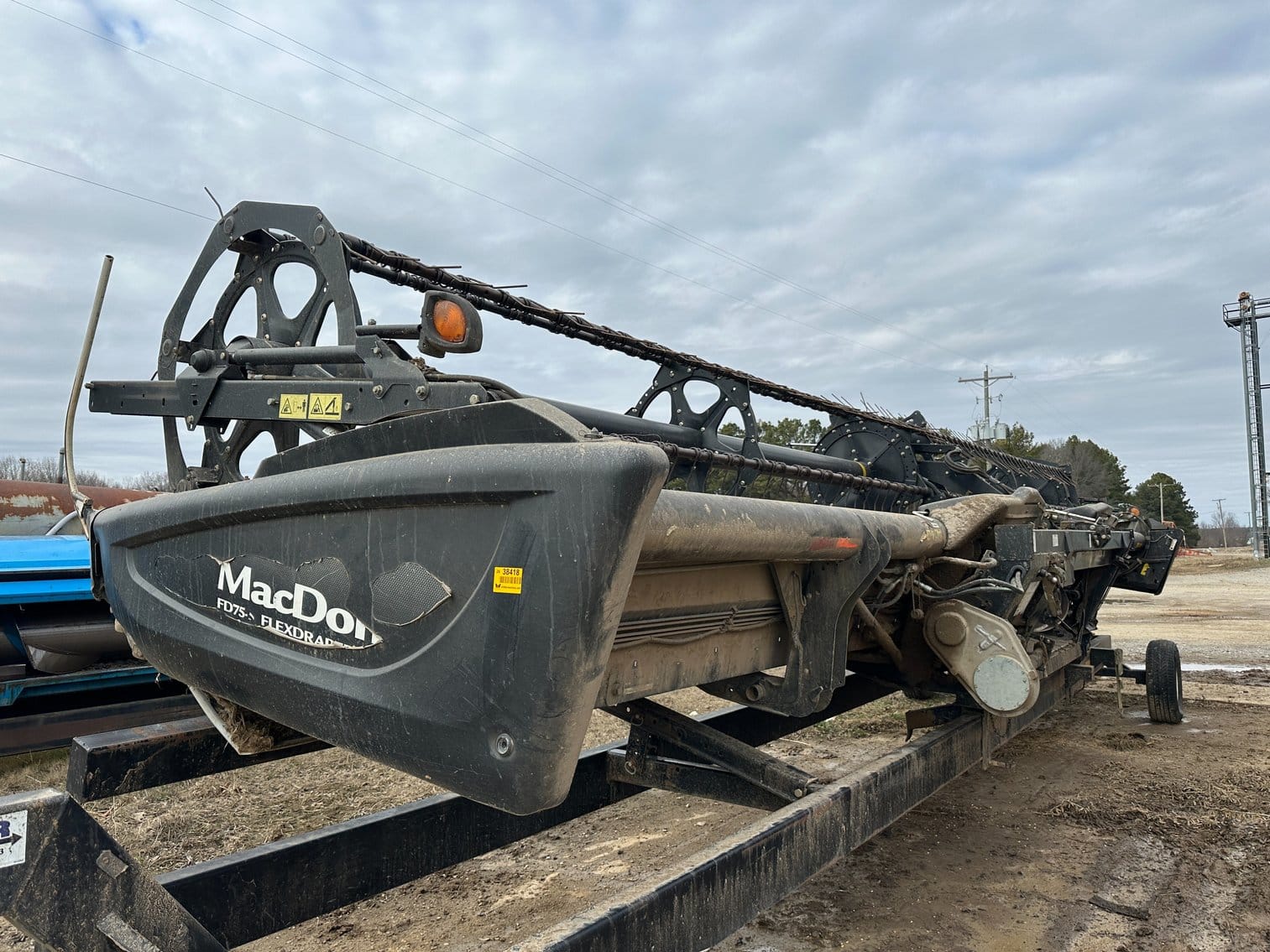 2015 MacDon FD75 Equipment Image0