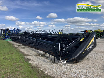 Main image MacDon FD75D