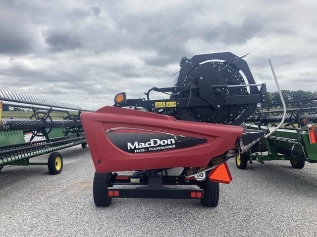 Image of MacDon FD75 equipment image 1