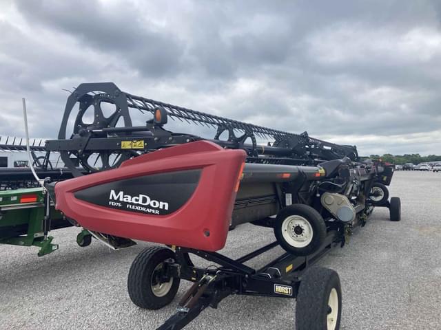 Image of MacDon FD75 equipment image 4