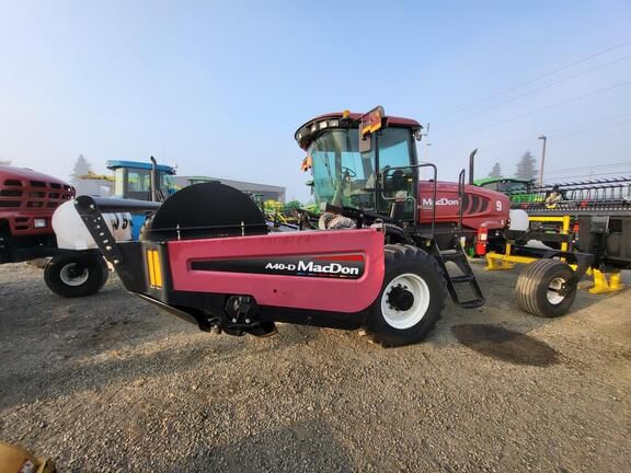 Main image MacDon M155