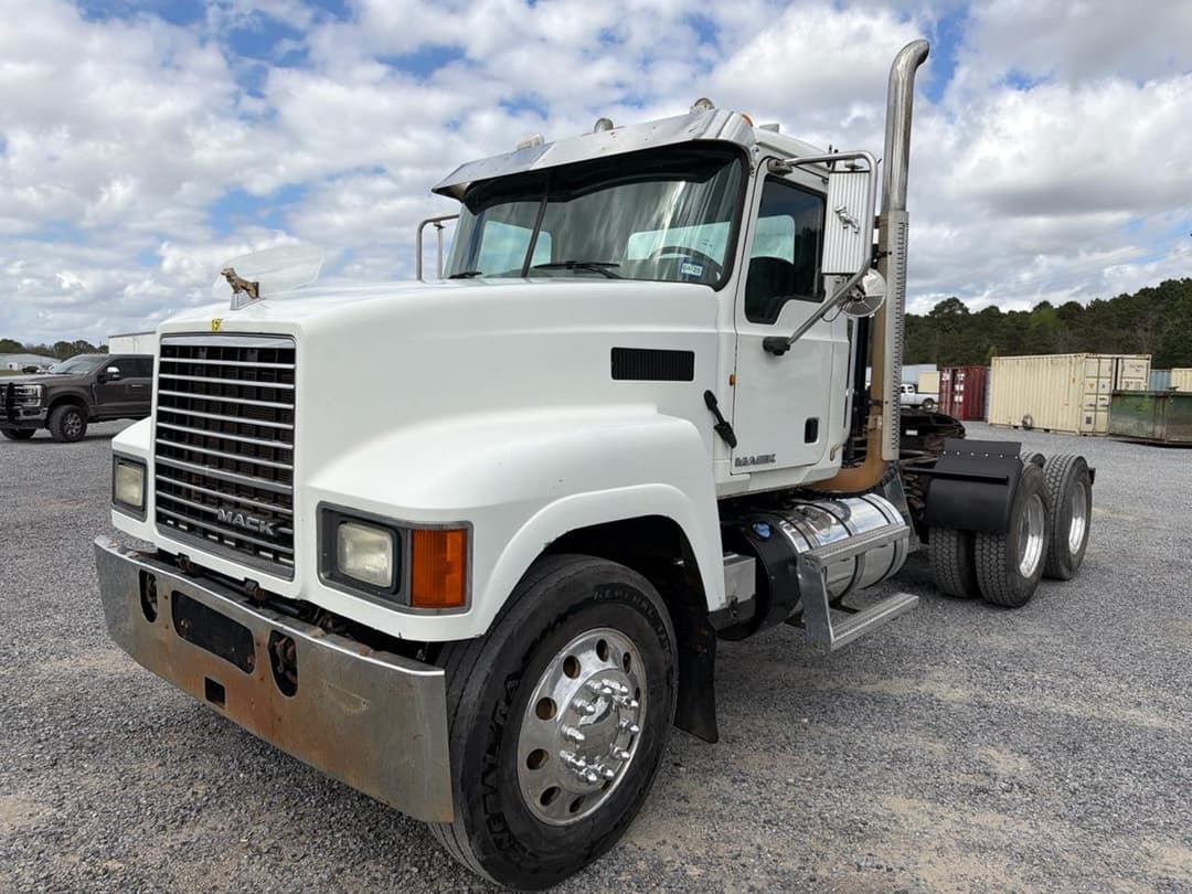 Image of Mack CHU613 Primary image