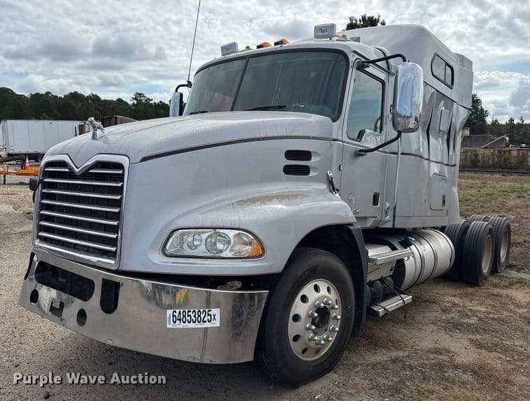 Image of Mack CX613 Primary image