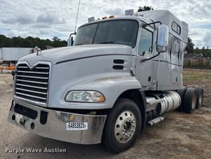 2015 Mack CX613 Image