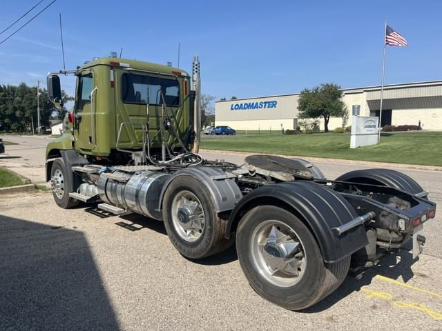 Image of Mack CXU612 equipment image 2