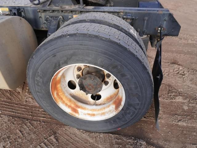 Image of Mack CXU612 equipment image 3