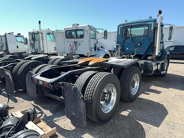Image of Mack CXU613 equipment image 3