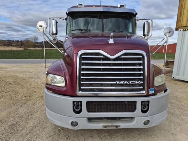 Image of Mack CXU613 equipment image 3