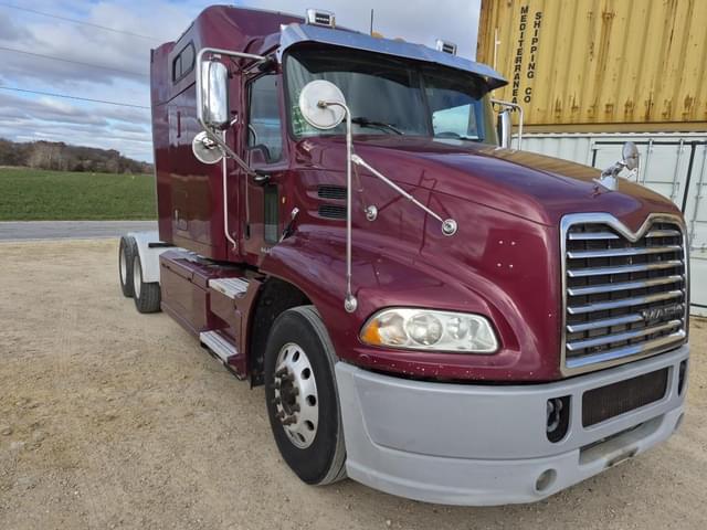 Image of Mack CXU613 equipment image 4