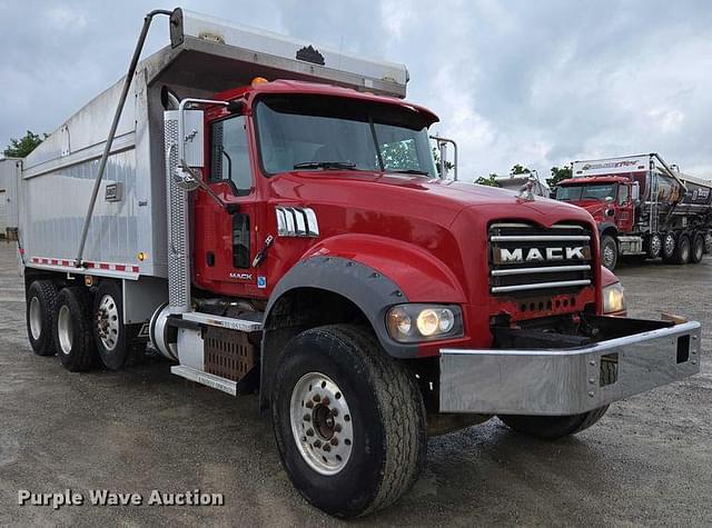 Image of Mack GU713 equipment image 2