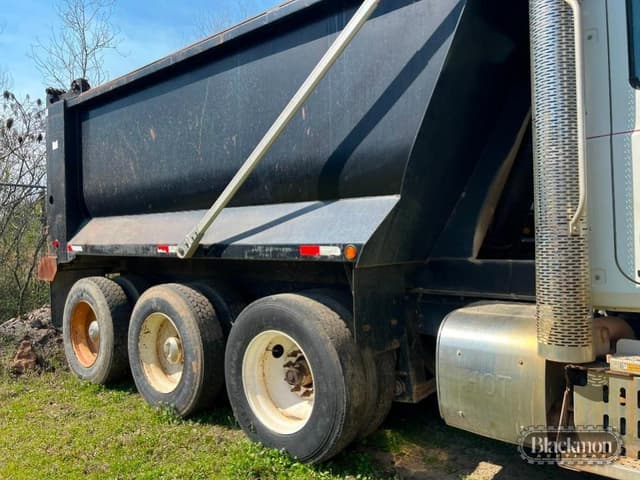 Image of Mack GU713 equipment image 2