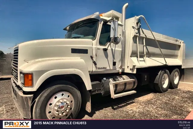Image of Mack Pinnacle CHU613 equipment image 2