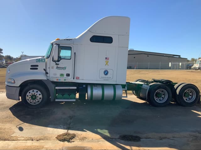 Image of Mack Pinnacle CXU613 equipment image 3