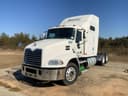 2015 Mack Pinnacle CXU613 Image