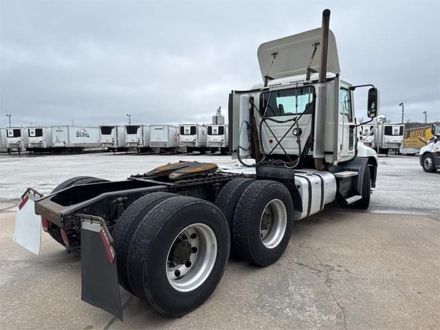 Image of Mack Pinnacle CXU613 equipment image 4