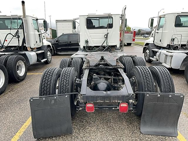 Image of Mack Pinnacle CXU613 equipment image 4