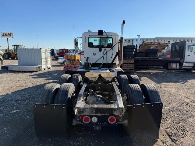 Image of Mack Pinnacle CXU613 equipment image 4