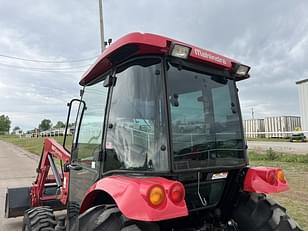 Main image Mahindra 2555 17