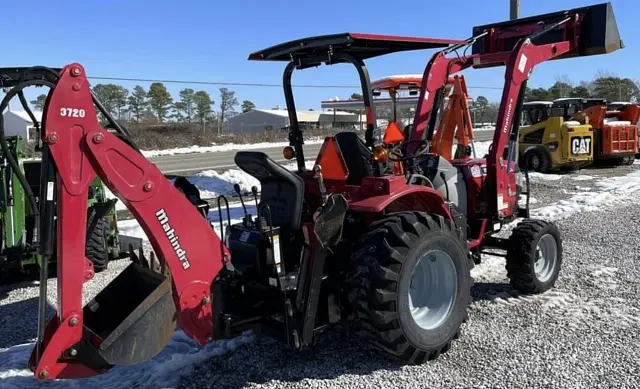 Image of Mahindra 3016 equipment image 1