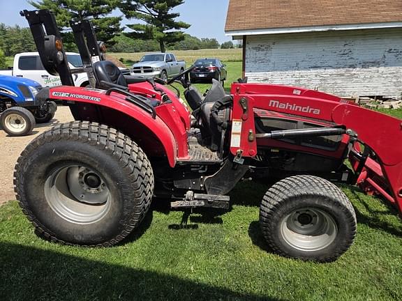 Image of Mahindra 3540 equipment image 2
