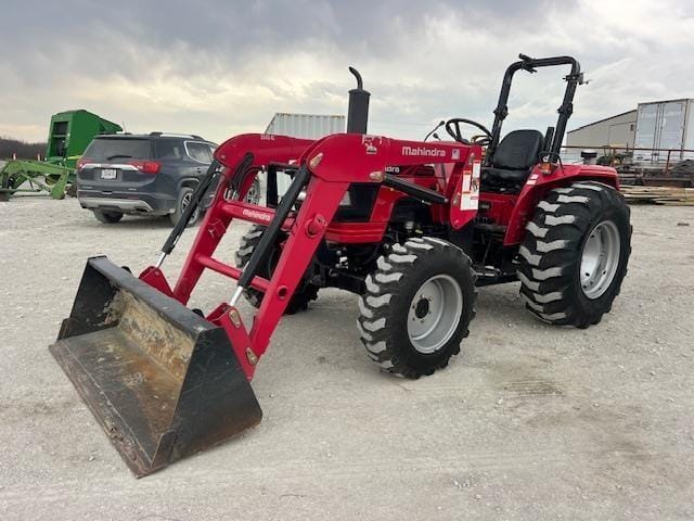 2015 Mahindra 5545 Equipment Image0