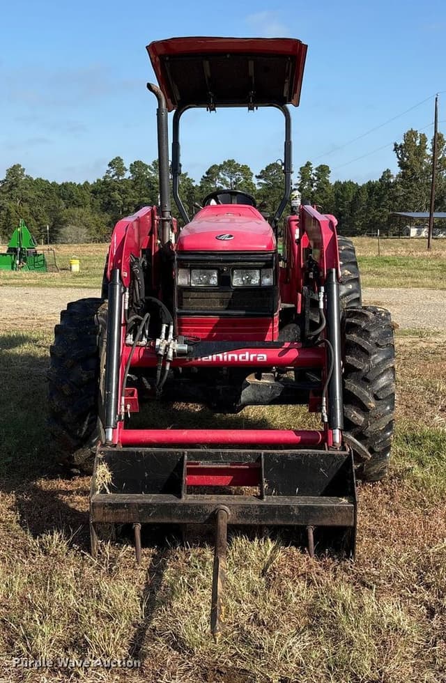 Image of Mahindra 5570 equipment image 1