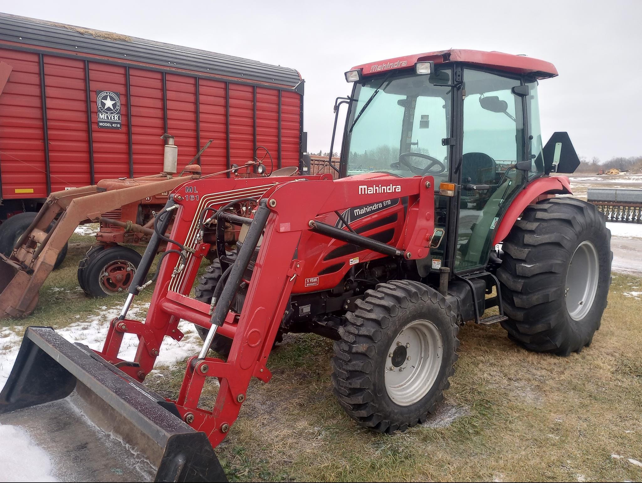 Main image Mahindra 6110