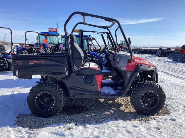 Image of Mahindra XTV750S equipment image 2