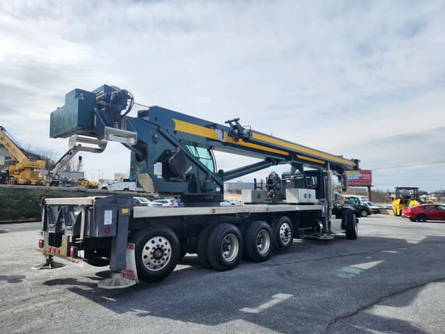 Image of Manitex 50128S equipment image 1