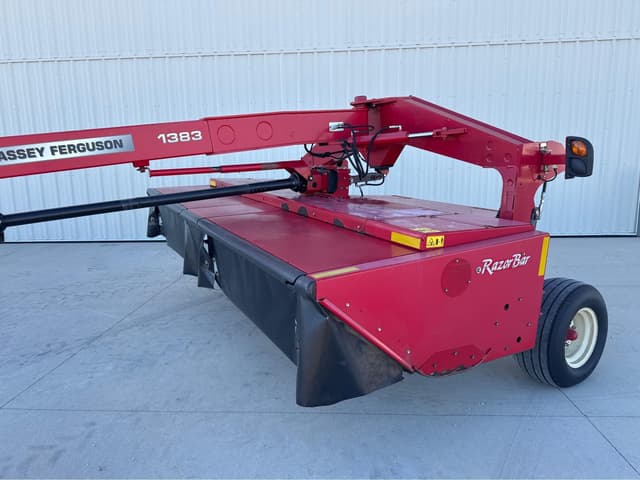 Image of Massey Ferguson 1383 equipment image 1