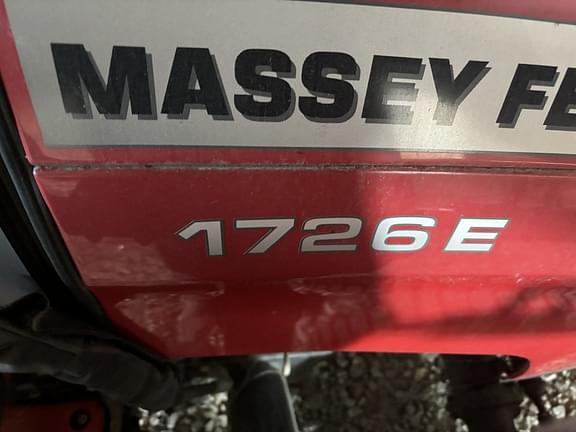 Image of Massey Ferguson 1726E equipment image 1