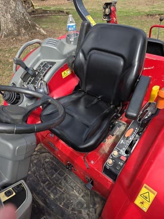 Image of Massey Ferguson 1754 equipment image 4