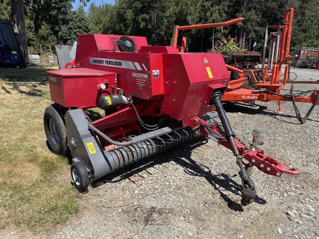 Image of Massey Ferguson 1840 equipment image 1