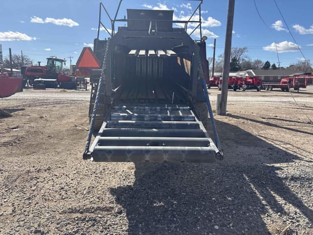 Image of Massey Ferguson 2270XD equipment image 3