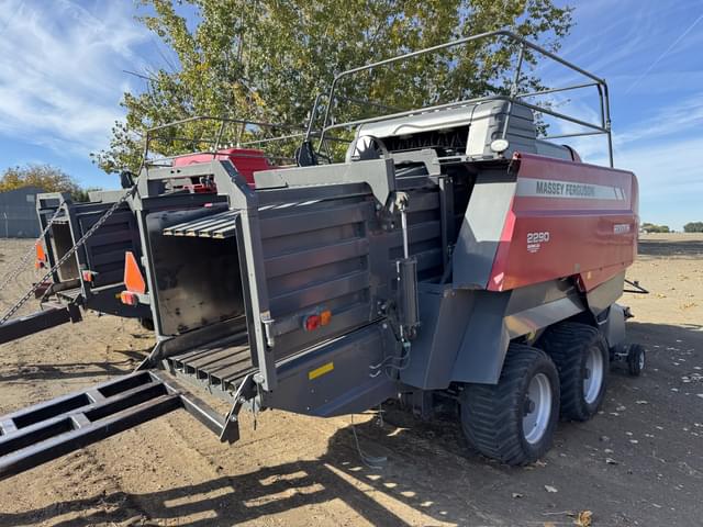 Image of Massey Ferguson 2290 equipment image 4