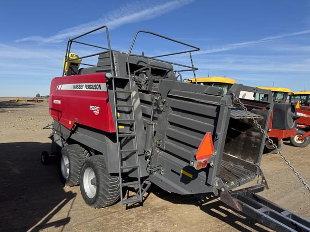 Image of Massey Ferguson 2290 equipment image 2