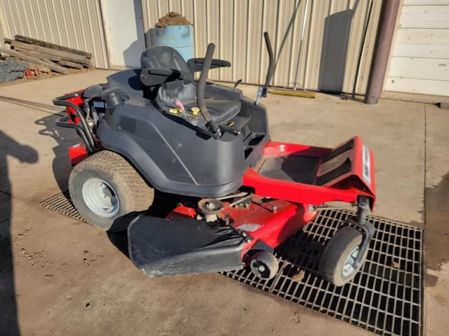 Image of Massey Ferguson 2300 equipment image 1